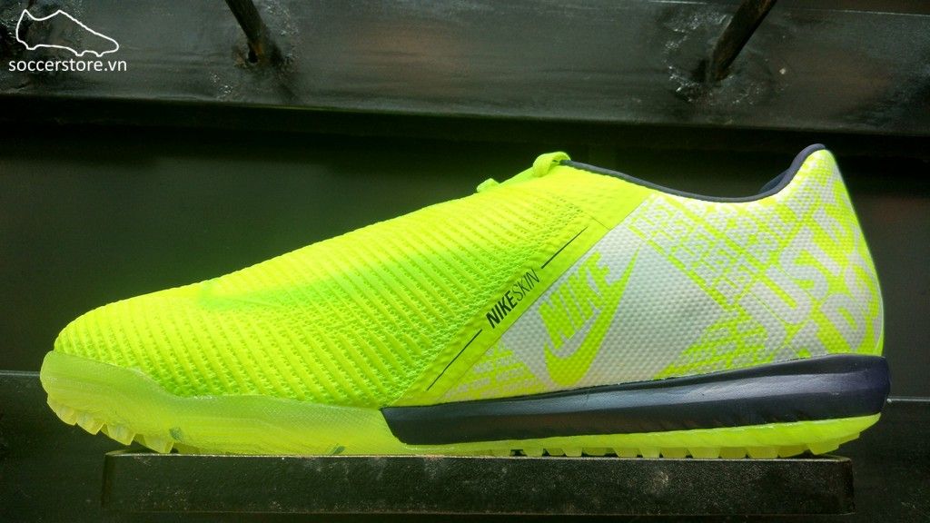 nike phantom vnm pro tf